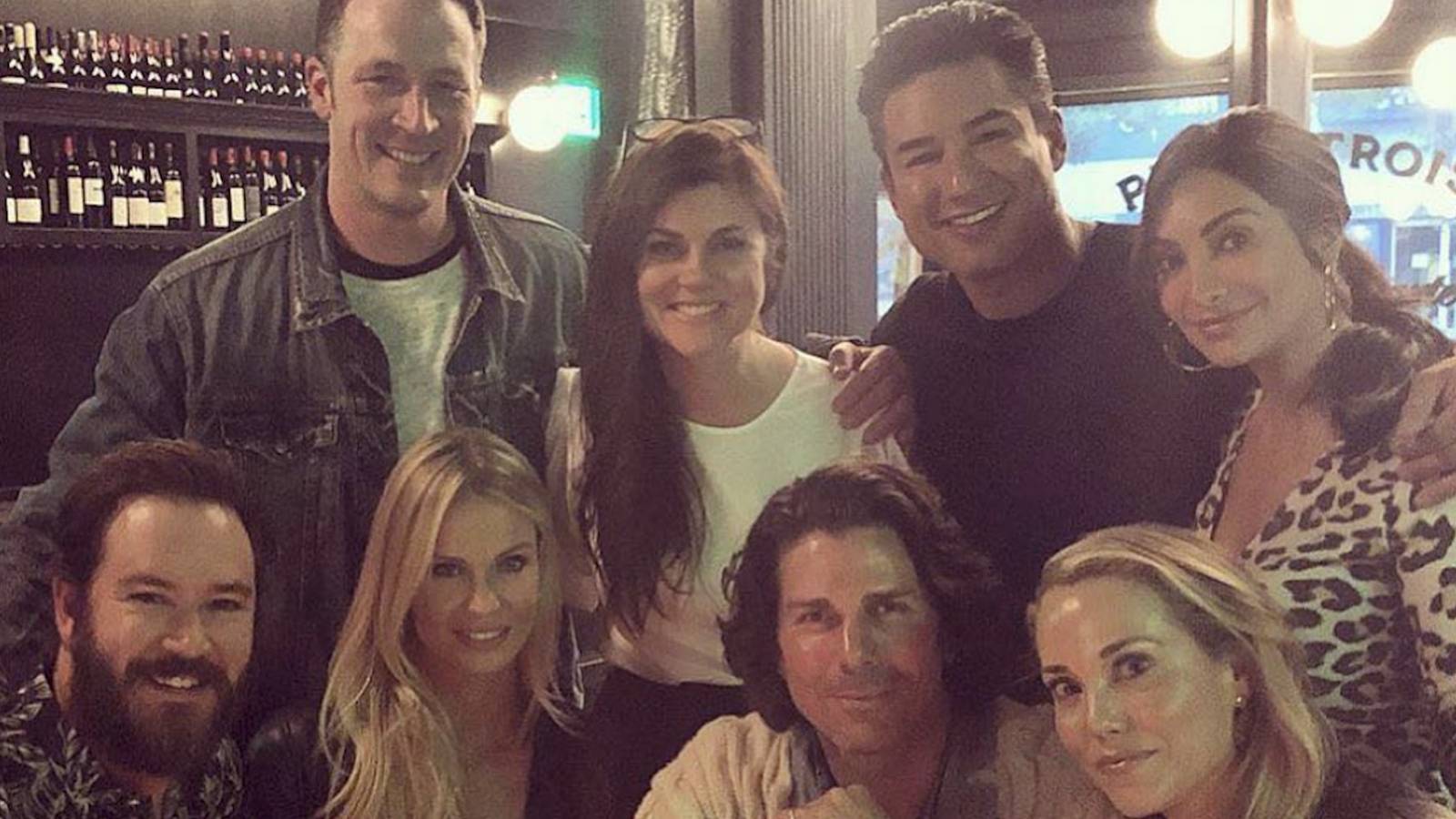 Saved by the Bell Cast Reunites Ahead Of 30th Anniversary This Year, image size:1600x900