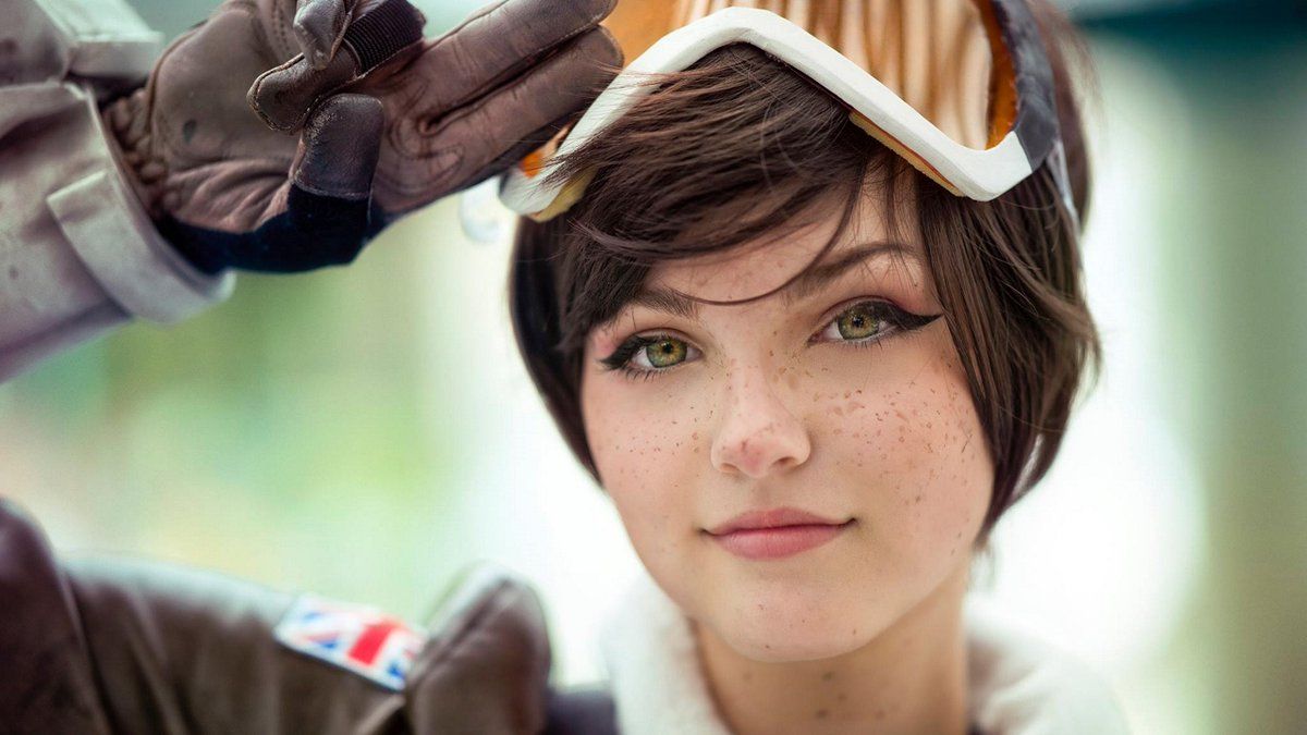 Tracer Cosplay Telegraph