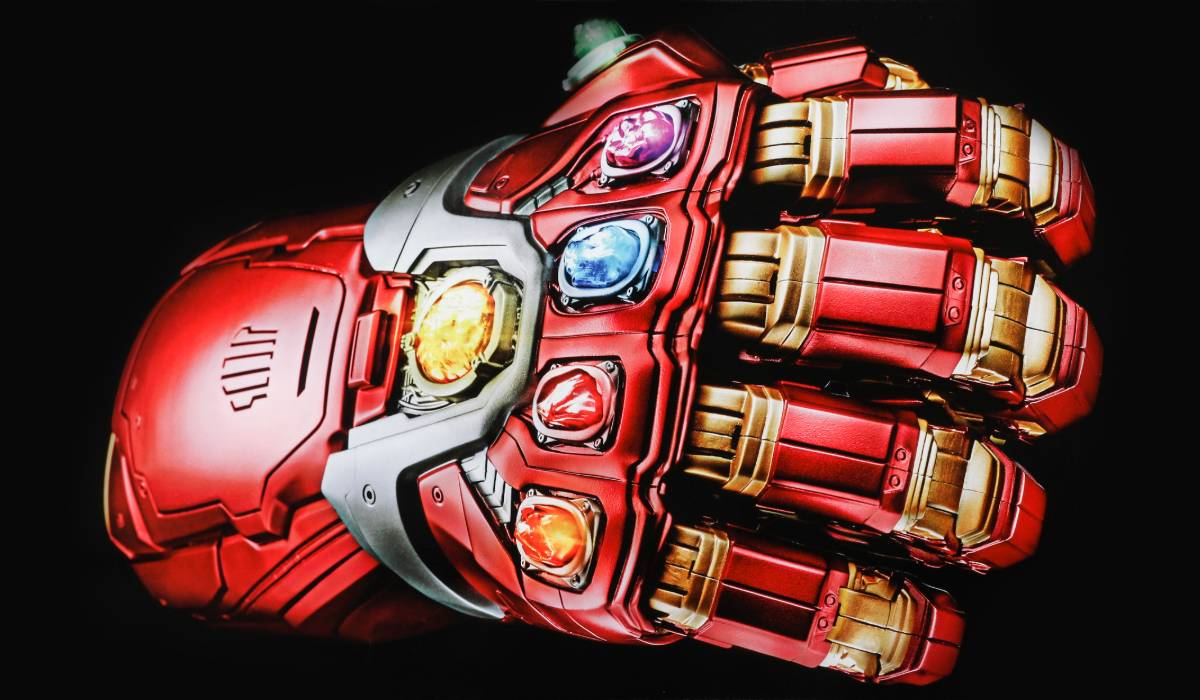Marvel legends gant électronique articulé nano gauntlet Marvel legends gant électronique articulé nano gauntlet