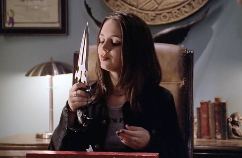 Buffy The Vampire Slayer The 10 Most Powerful Weapons, Ranked