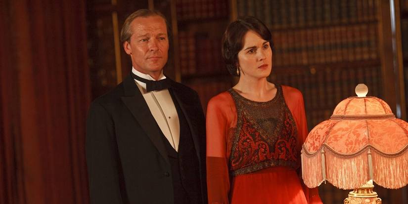 Downton Abbey: 10 Hidden Details About The Costumes You Didn't Notice