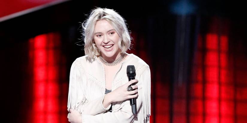 Chloe Kohanski a voz