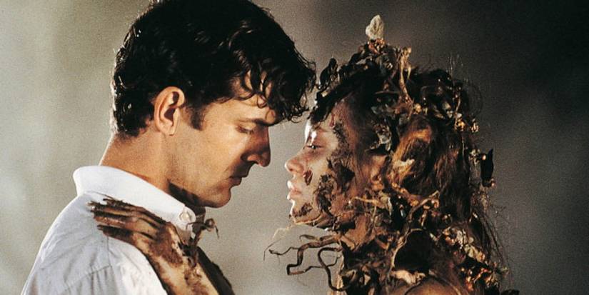 Rupert Everett as Francesco Dellamorte with a zombie in Cemetery Man.