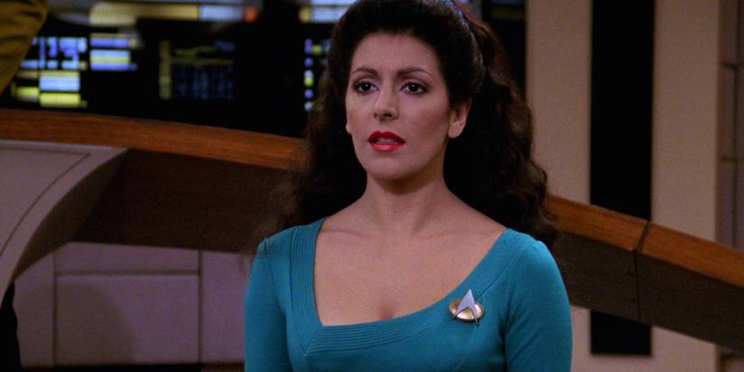 Why Troi's Original Star Trek Look Would've Been A Mistake
