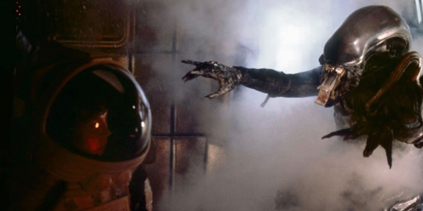 Ridley Scott 5 Reasons Why Blade Runner Is His Best SciFi Movie (& 5 Why Alien Is A Close Second)