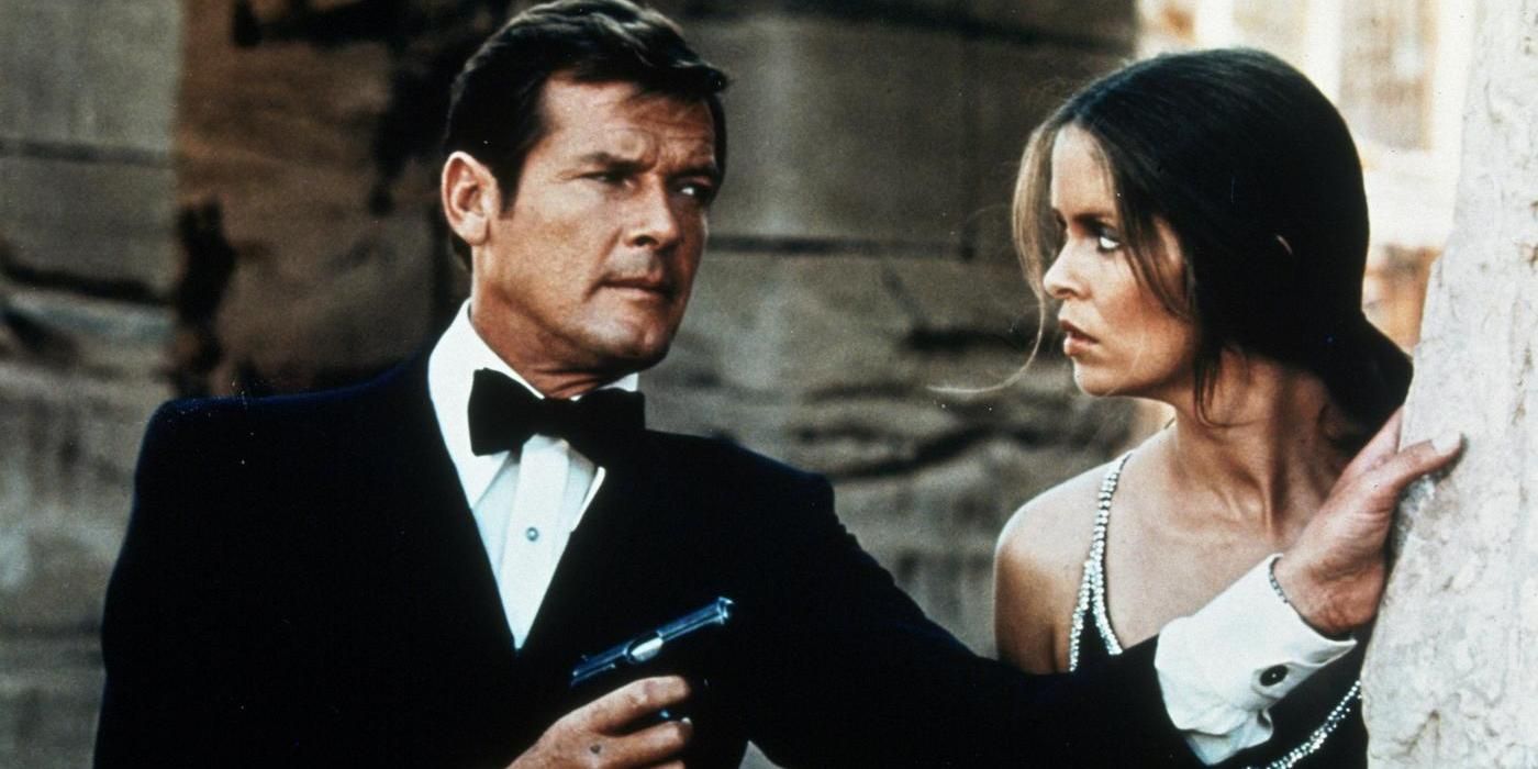 10 momentos de Roger Moore James Bond que no se mantienen hoy