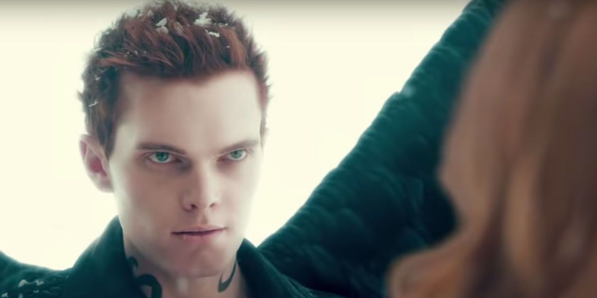 Shadowhunters 5 Plot Points They Took From the Books (& 5 They Changed)
