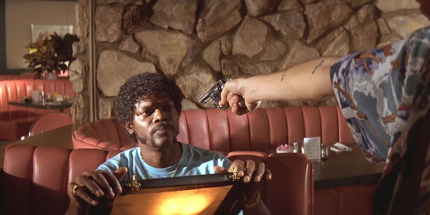 Reseña de Pulp Fiction: la saga criminal de Quentin Tarantino es un viaje emocionante del que no puedes apartar la mirada