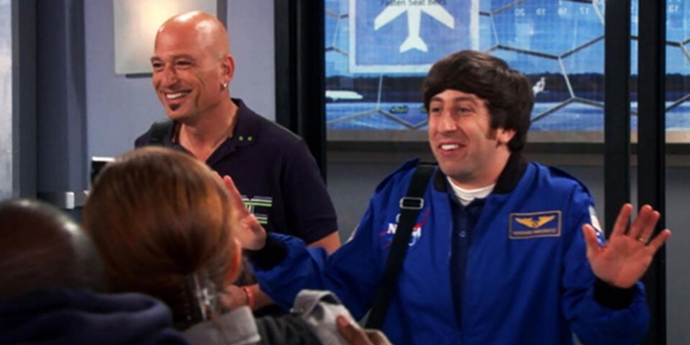Howard and Howie Mandela arrive at the airport to fans on TBBT