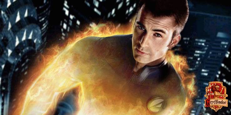 https://static0.srcdn.com/wordpress/wp-content/uploads/2019/08/Chris-Evans-As-Johnny-Storm-In-Fantastic-Four-Gryffindor.jpg?q=50&fit=crop&w=738&h=369&dpr=1.5