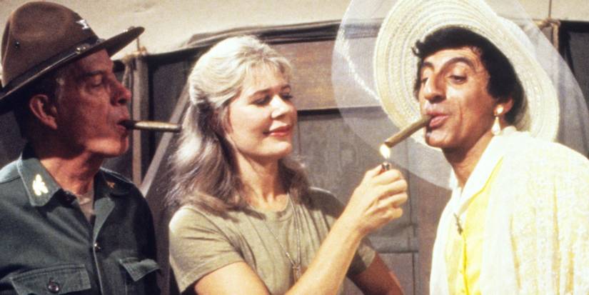 Klinger Angry Why Klinger Always Wears Dresses In MASH