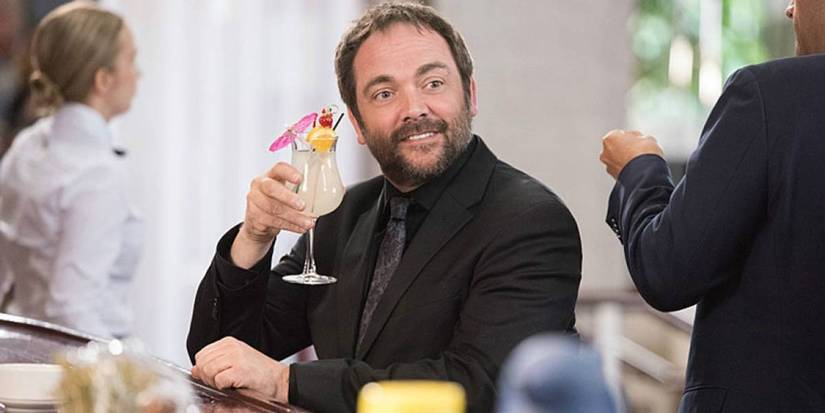 Supernatural: 10 Crowley Quotes That Show Why We Miss Him