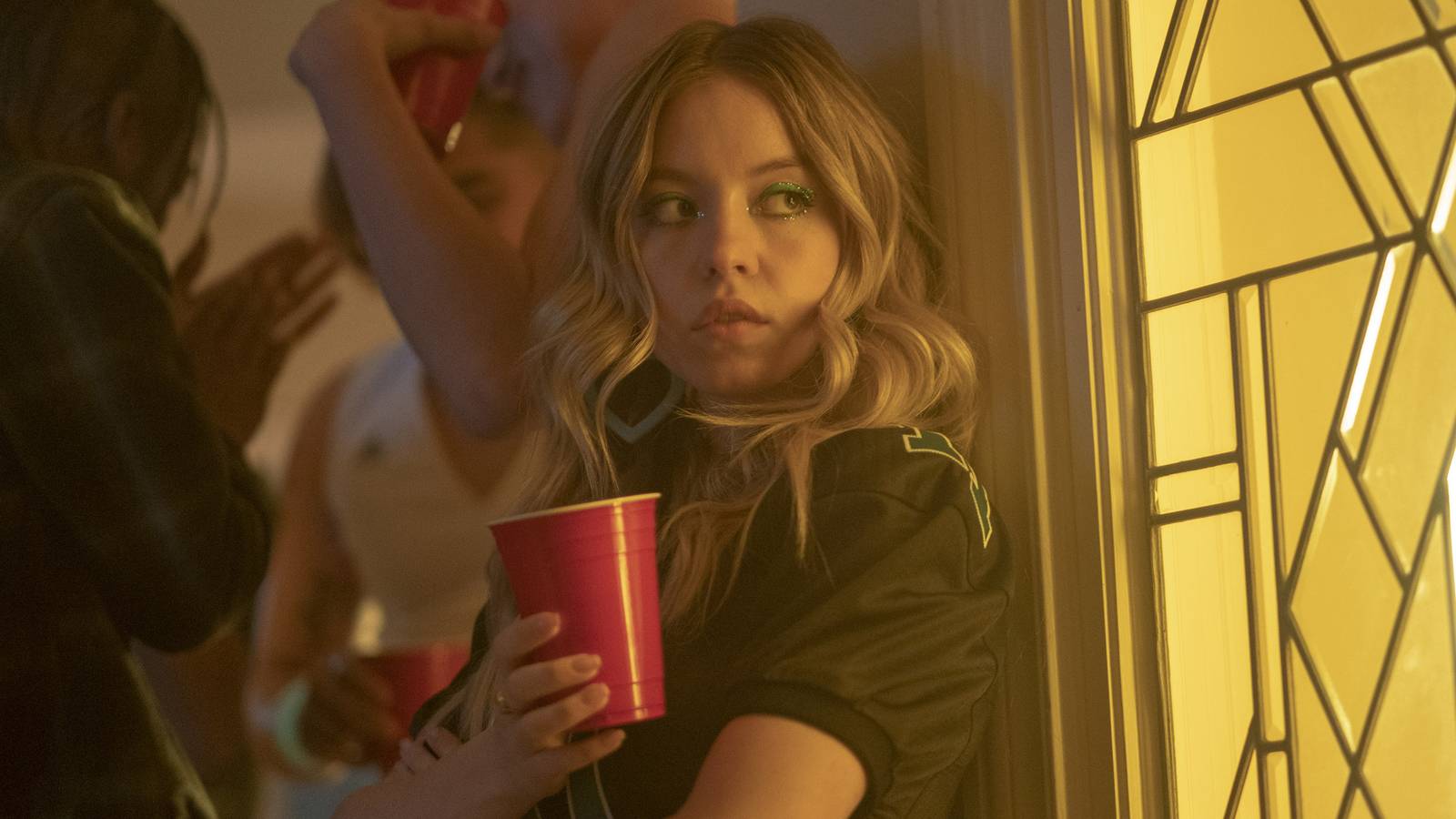 Sydney Sweeney Nailed Tarantino’s OUATIH With Chilling “Extra Credit”