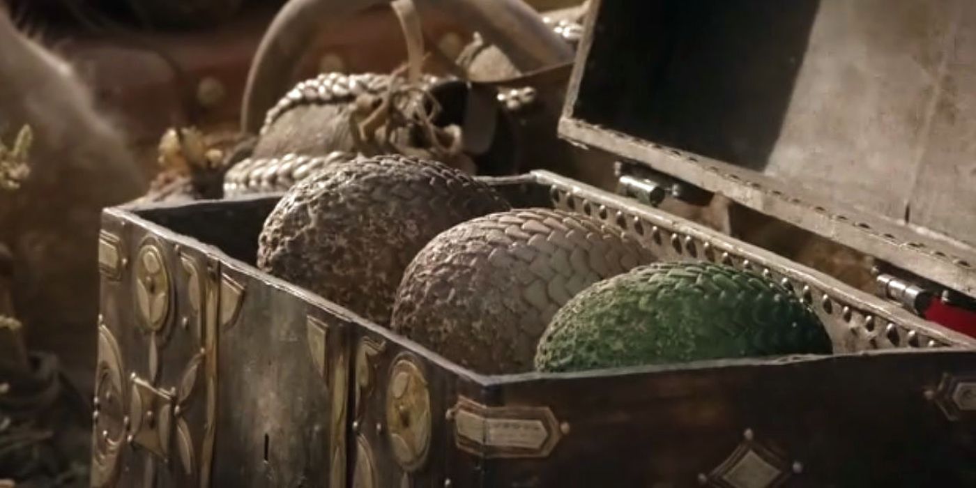 Daenerys Targaryen's dragon eggs in a chest in Game of Thrones