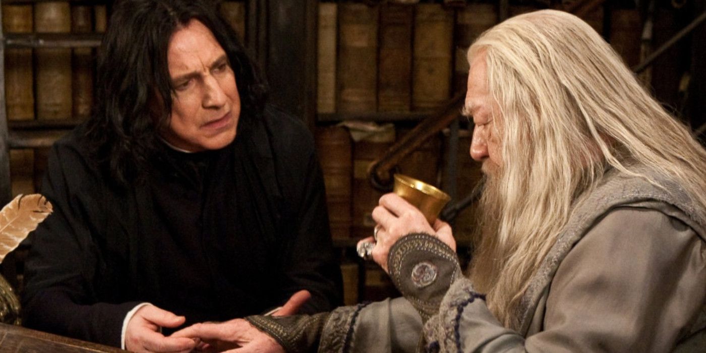 Harry Potter: Every Clue That Snape Wasn't A Villain