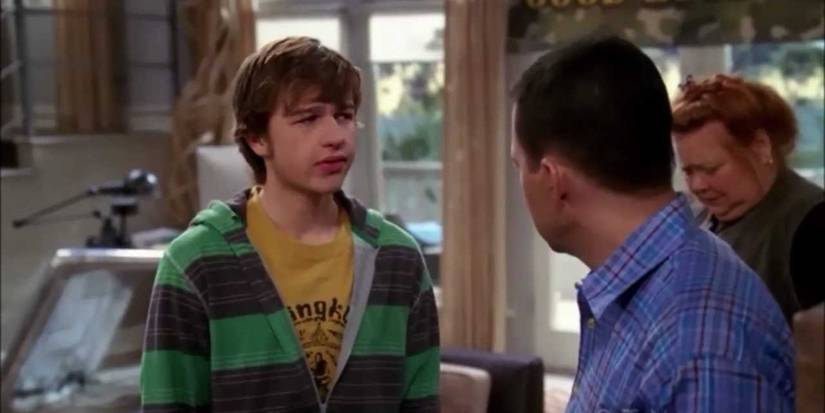 Two and a Half Men: 10 Things That Make No Sense About Jake