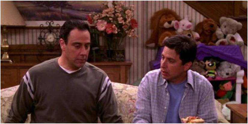 10 Most Iconic On-Screen Brothers In TV Show History