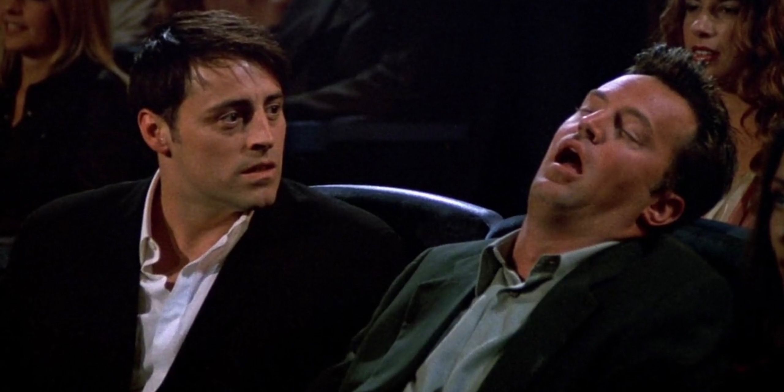 Friends The 10 Worst Things Chandler Did To Joey