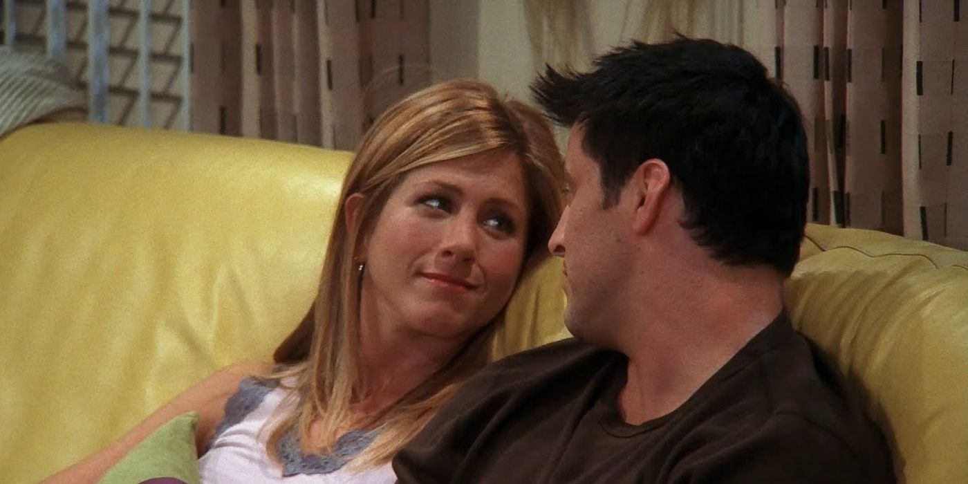 10 Times The Characters On Friends Proved They Were The Ultimate Friendship Goals