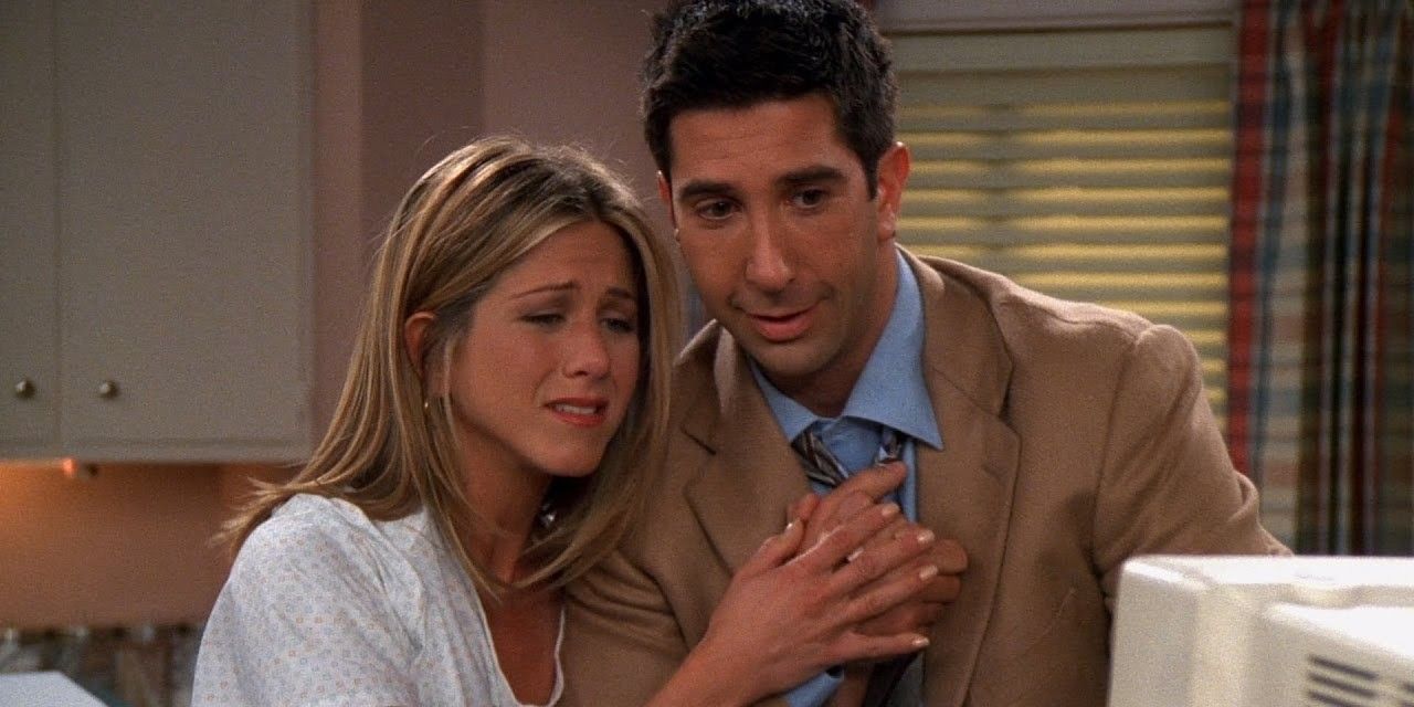 10 Biggest Ways Friends Changed Between Season 1 & The Final Episode