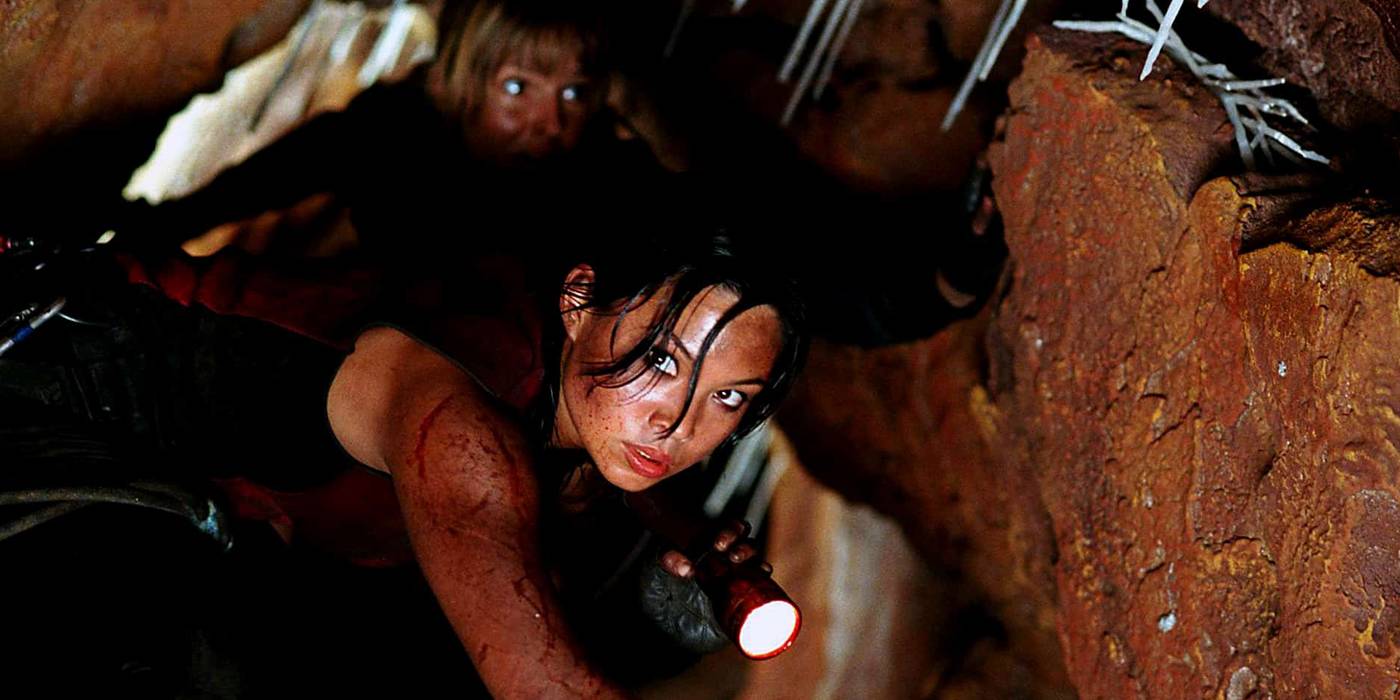 22 Hiking Horror Movies To Watch If You Love The Outdoors