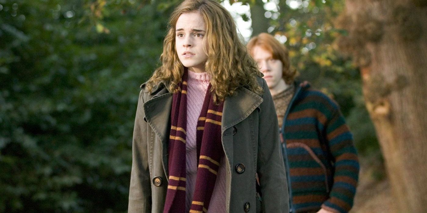 Harry Potter 10 Hidden Details About Hermione Grangers Costume You Never Noticed