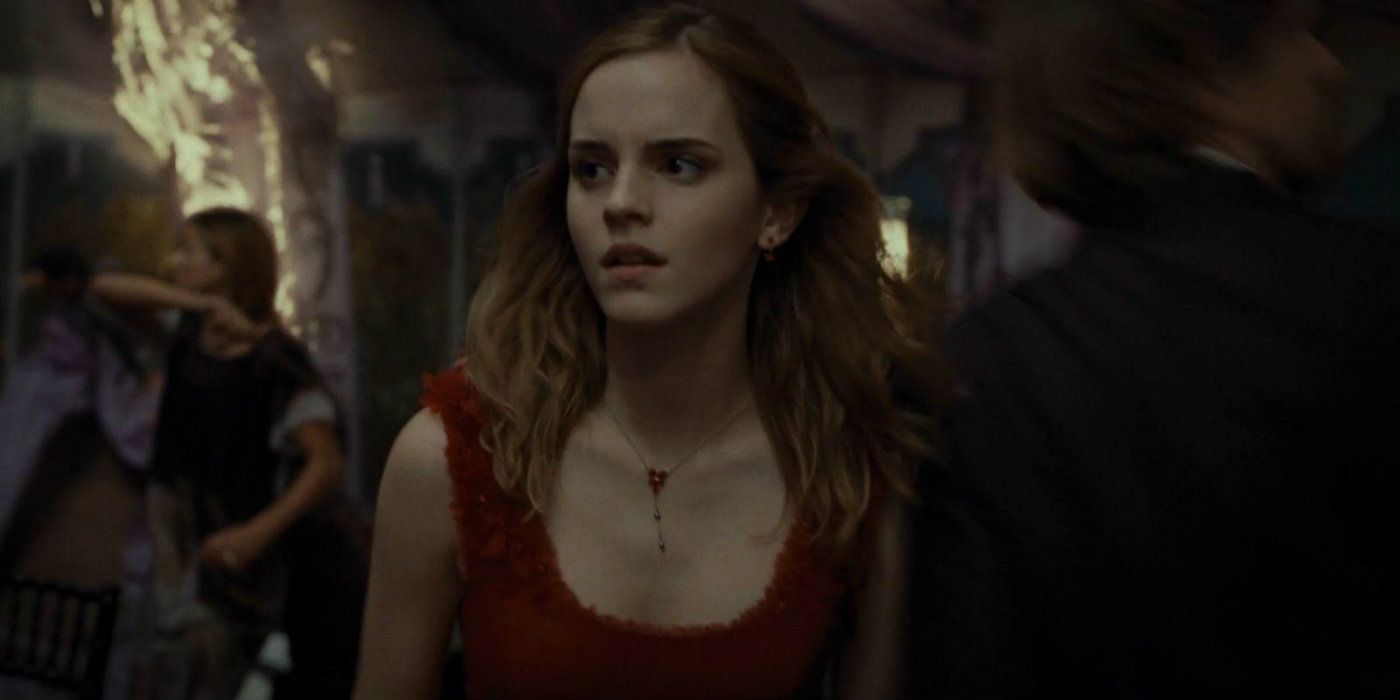 Harry Potter 10 Hidden Details About Hermione Grangers Costume You Never Noticed