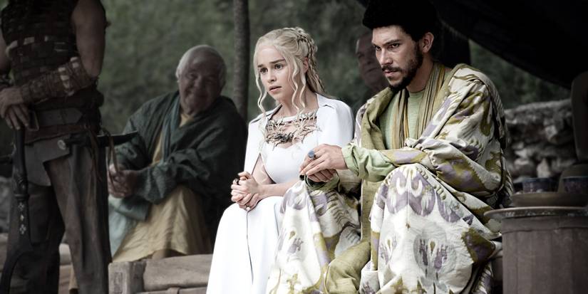 Game Of Thrones: Daenerys' 10 Best Outfits In The Show