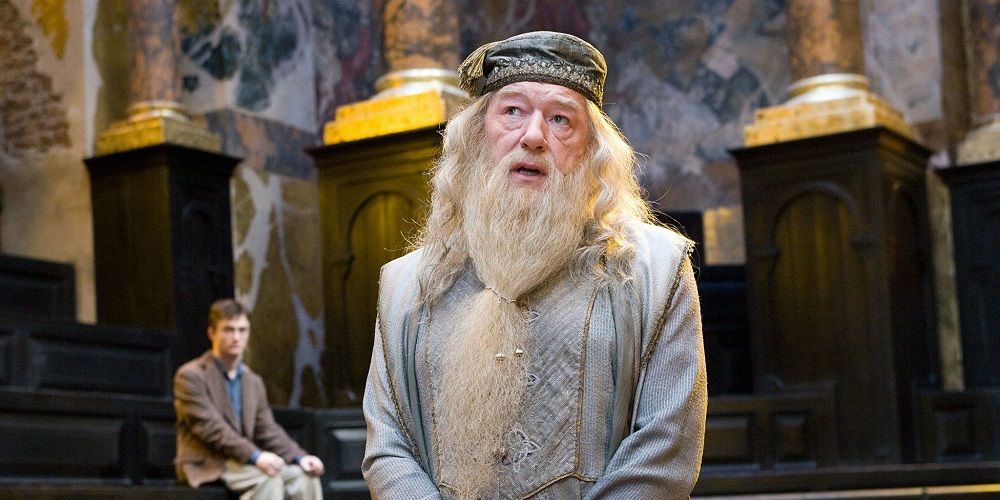 Harry Potter 5 Reasons Dumbledore Was A Better Character (& 5 Reasons It Was Snape)