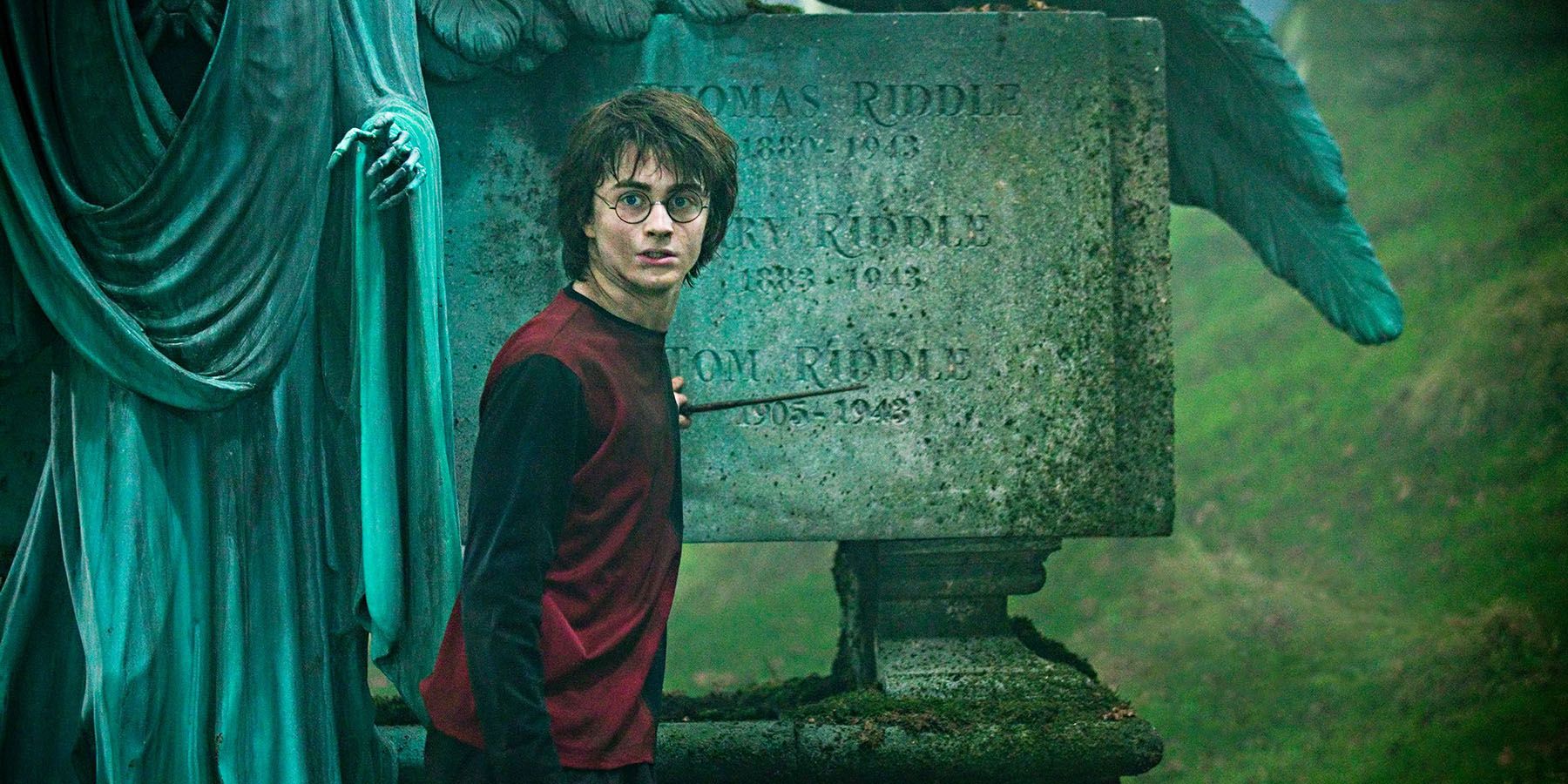 Harry Potter 10 Different Things Voldemort Could Have Used As A Horcrux
