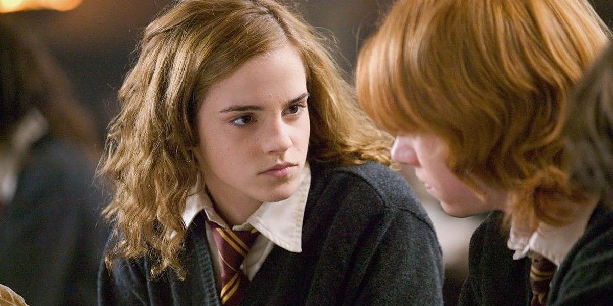 Harry Potter 5 Times Hermione and Ron Were Clearly Soulmates (& 5 Times They Were Awful Together)