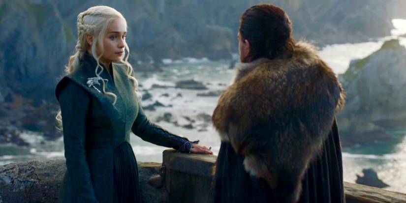 Jon and Daenerys together on Dragonstone in Game of Thrones