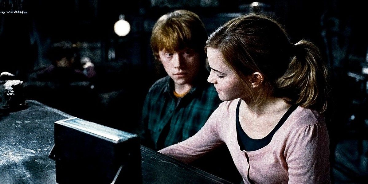 Harry Potter: 10 Things To Know About Emma Watson & Rupert Grint's Friendship