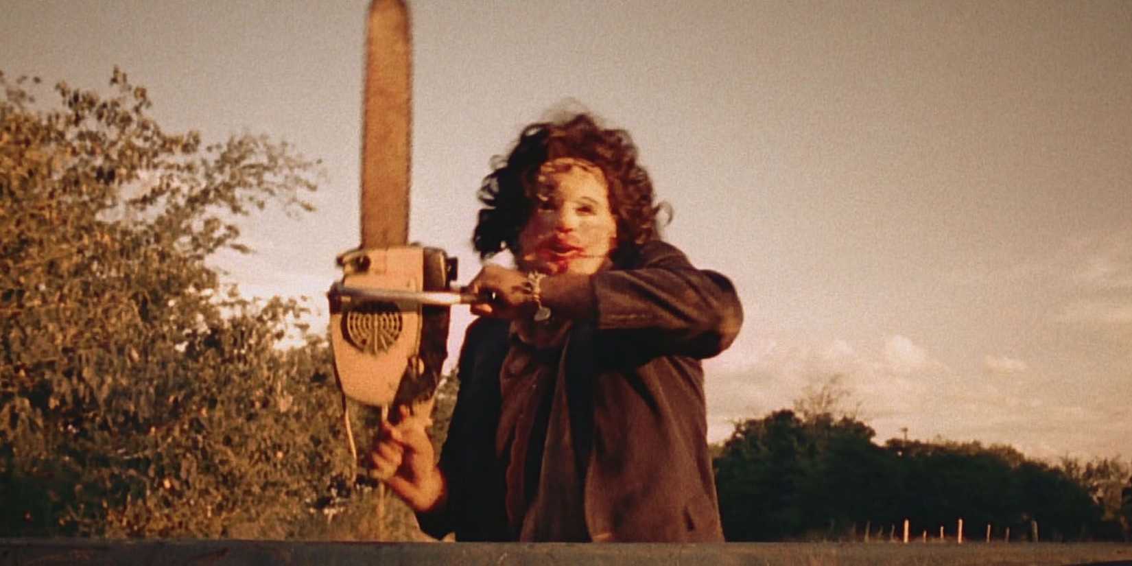 Leatherface em O Massacre da Serra Elétrica.