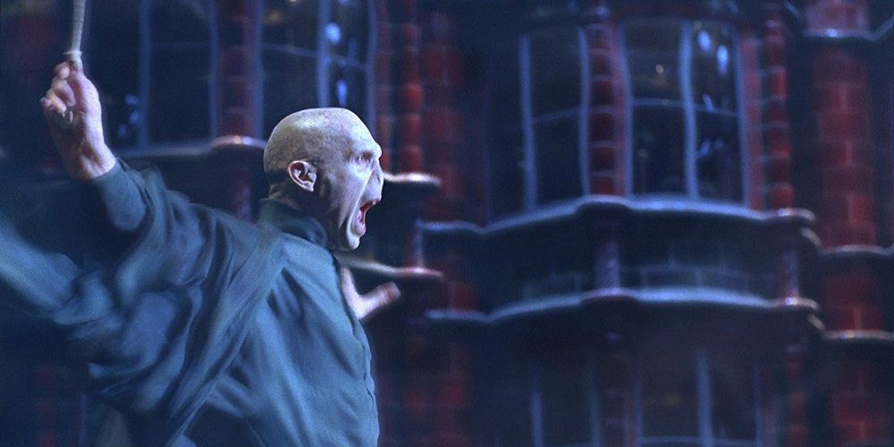 Harry Potter 10 Things About Voldemort That Make No Sense