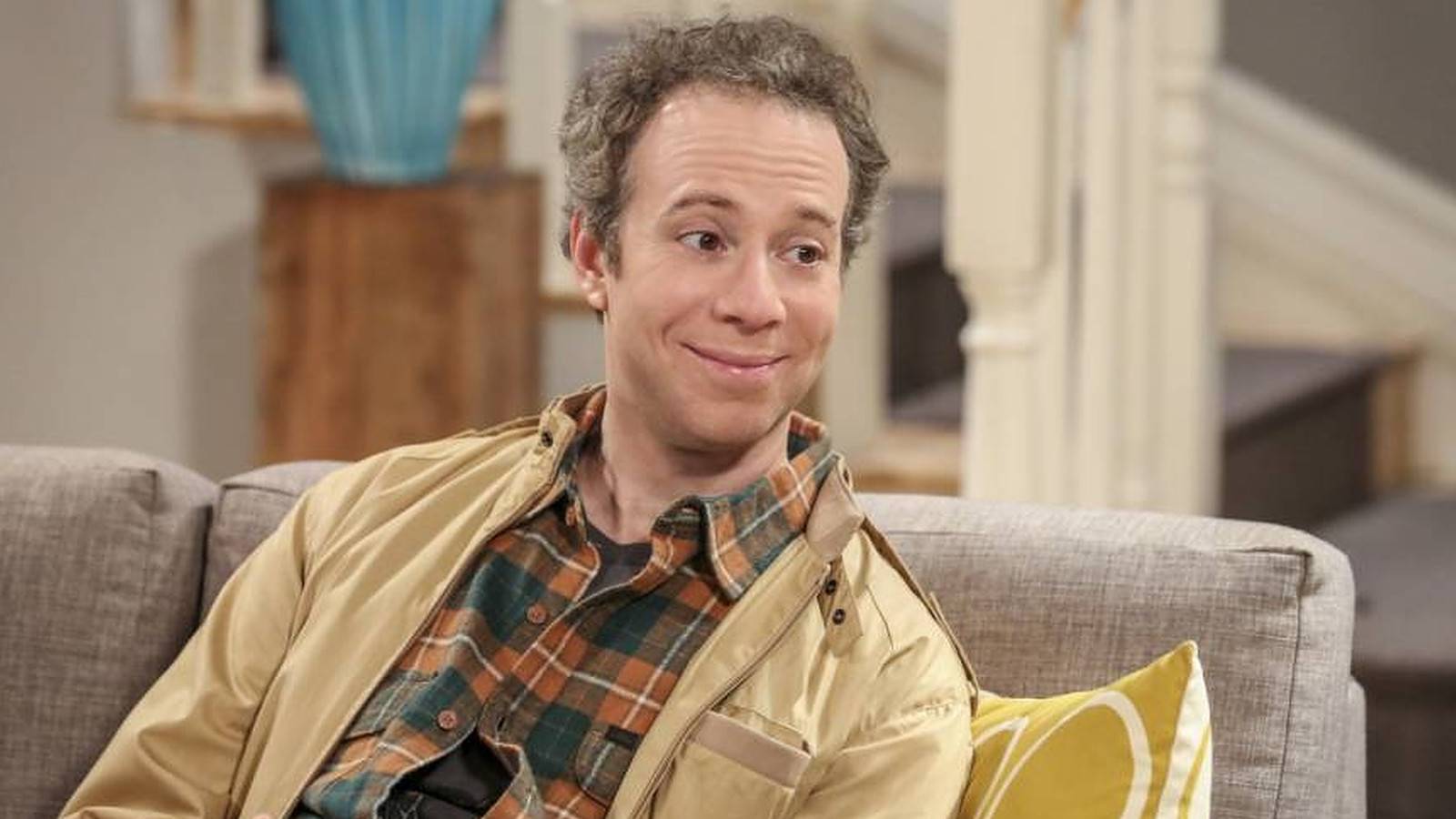 Big Bang Theory: The 10 Worst Things The Gang Did To Stuart