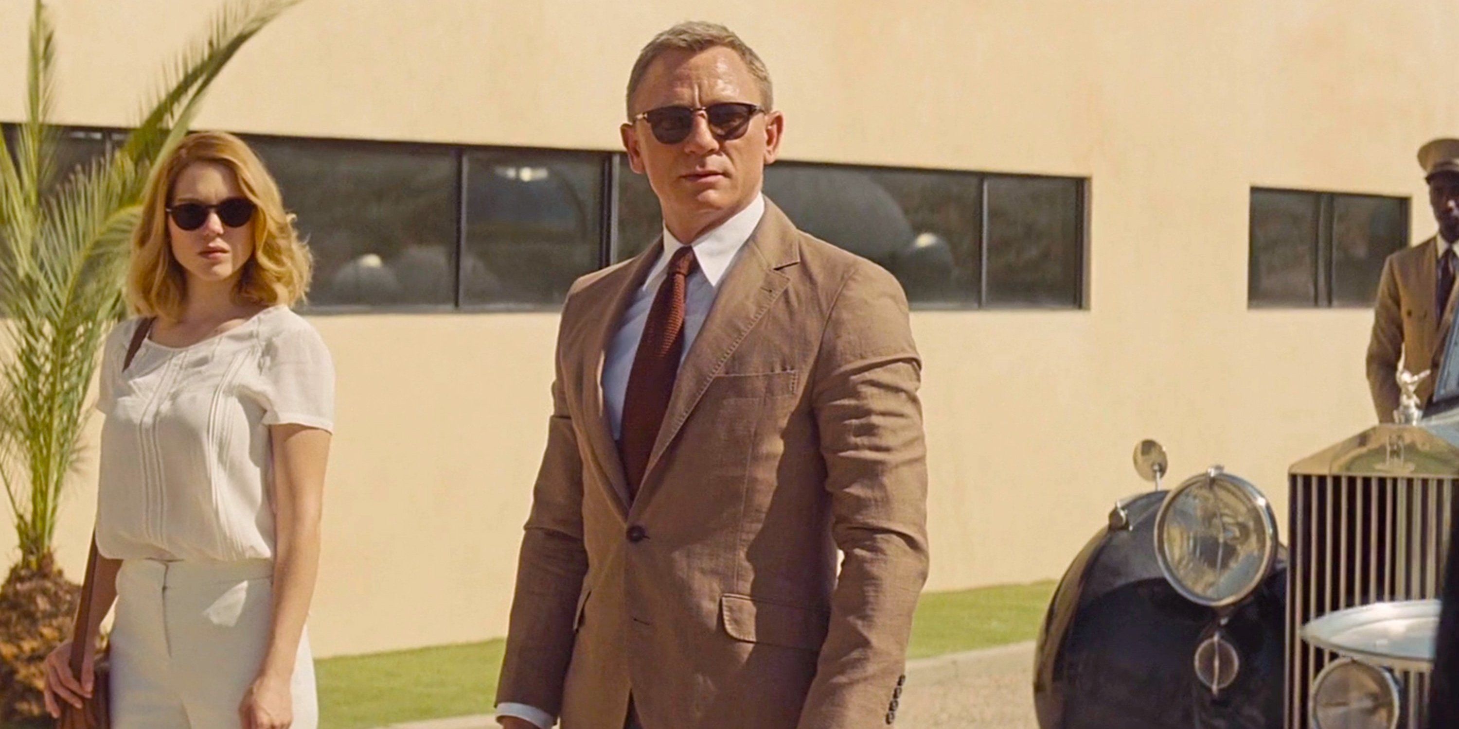 Bond in his tan suit outside Blofelds complex in Spectre 2015