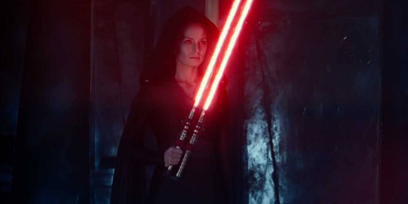 Star Wars: How Dark Rey's Lightsaber Design References Darth Vader's