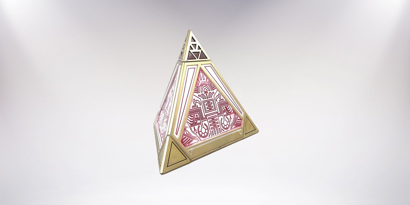 Galaxy&rsquo;s Edge Sith Holocron Pyramid
