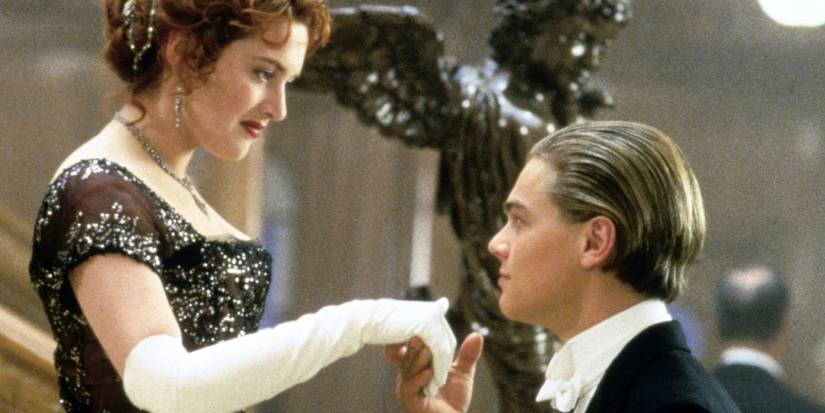 Kate Winslet's Best On-Screen Outfits, Ranked Kate Winslet's Best On-Screen Outfits, Ranked