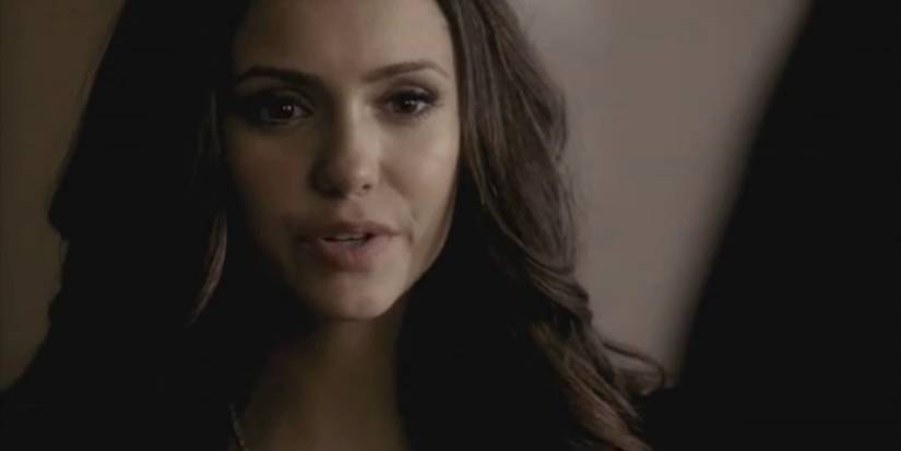 An image of Katherine looking at Elena in The Vampire Diaries
