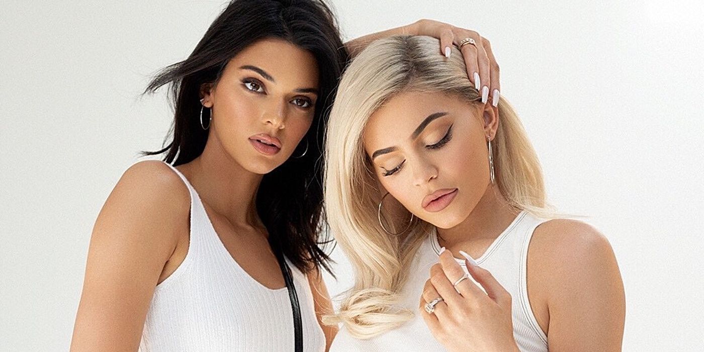 Kylie & Kendall Jenner Reportedly Bond After Travis & Devin