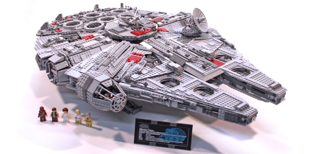 The 10 Biggest Star Wars Lego Sets (And How Many Pieces Are In Each)