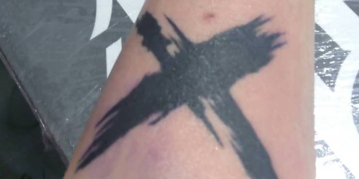 10 One Piece Tattoos Only True Fans Will Understand Screenrant 10 One Piece Tattoos Only True Fans Will Understand Screenrant