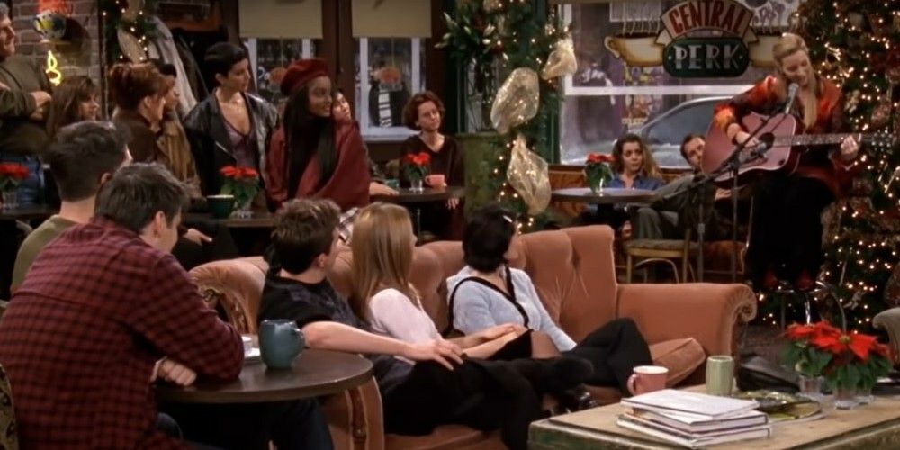 Friends Every Winter Holiday Episode Ranked