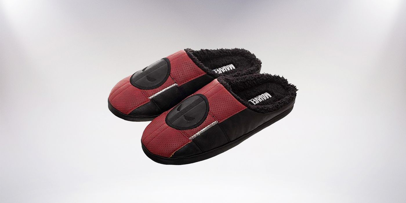 deadpool-slippers