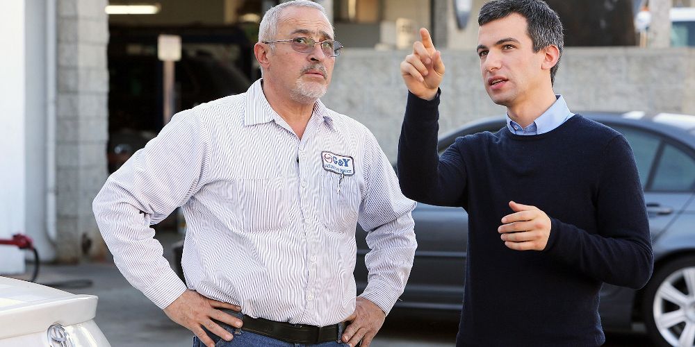 5 Reasons Nathan For You Is The Best Comedy Of The 2010s (& 5 It’s Not)