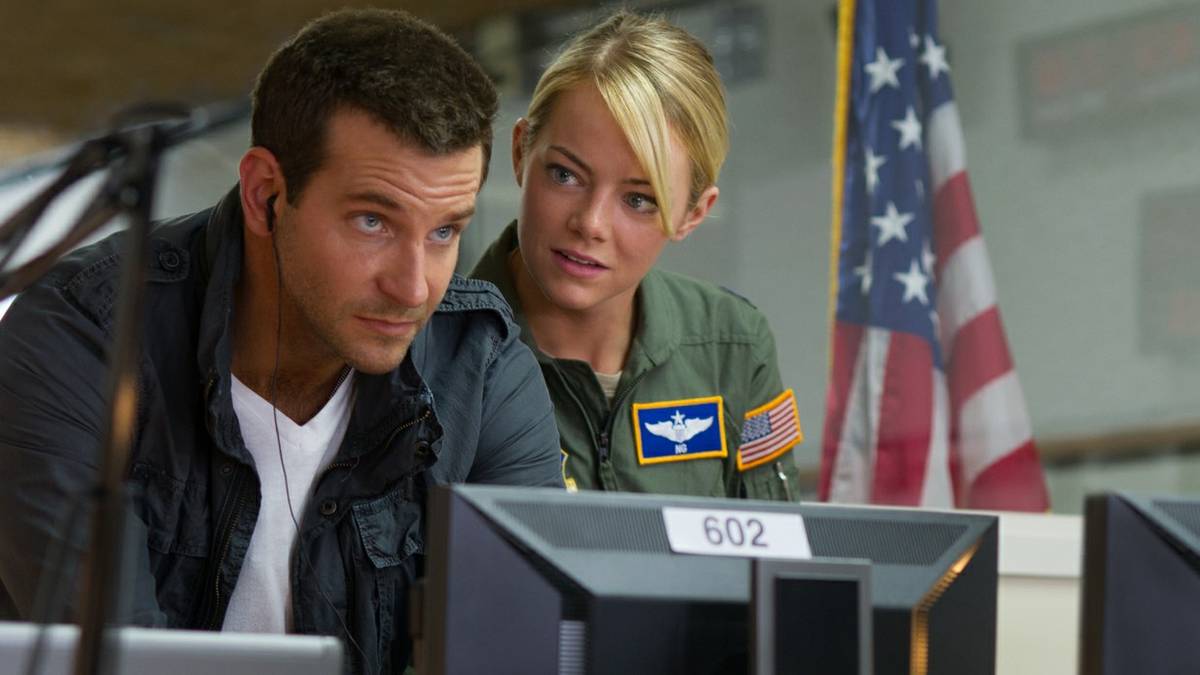 Emma Stone's Controversial Romance Movie With Bradley Cooper Is Coming ...