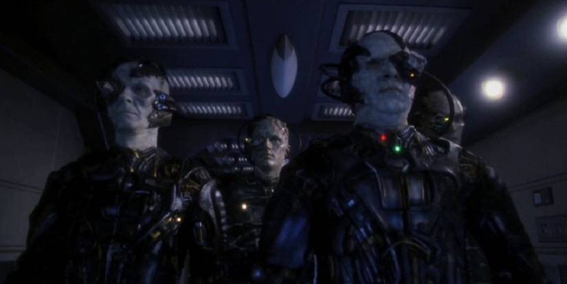 How Star Trek's Original Borg Design Radically Changed (& Why)