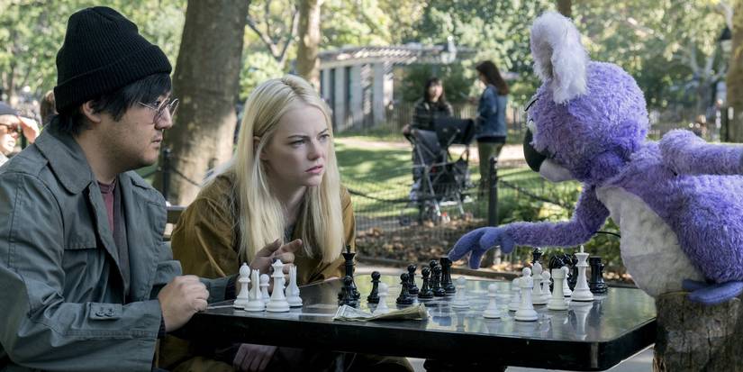 Emma Stone joga xadrez como Annie Landsberg em Maniac.